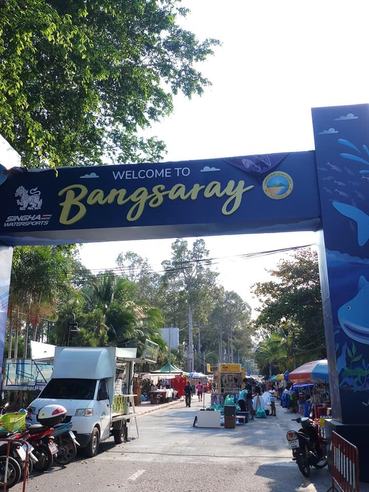 หาดบางเสร่ พัทยา บรรยากาศชิลล์